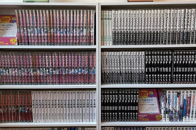 コミックコーナーに並ぶ作品